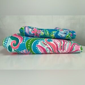 Pair of Lilly Pulitzer towels- bath towel & beach towel